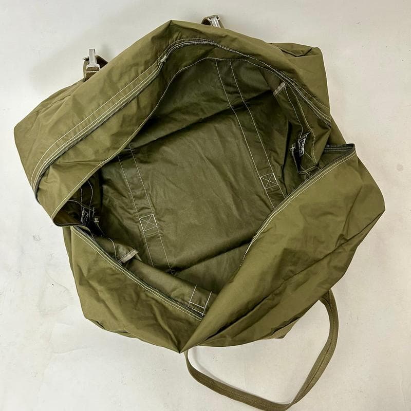 h*o様 【希少】【新品】仏軍 AERAZUR パラシュートバッグ 65L 金属