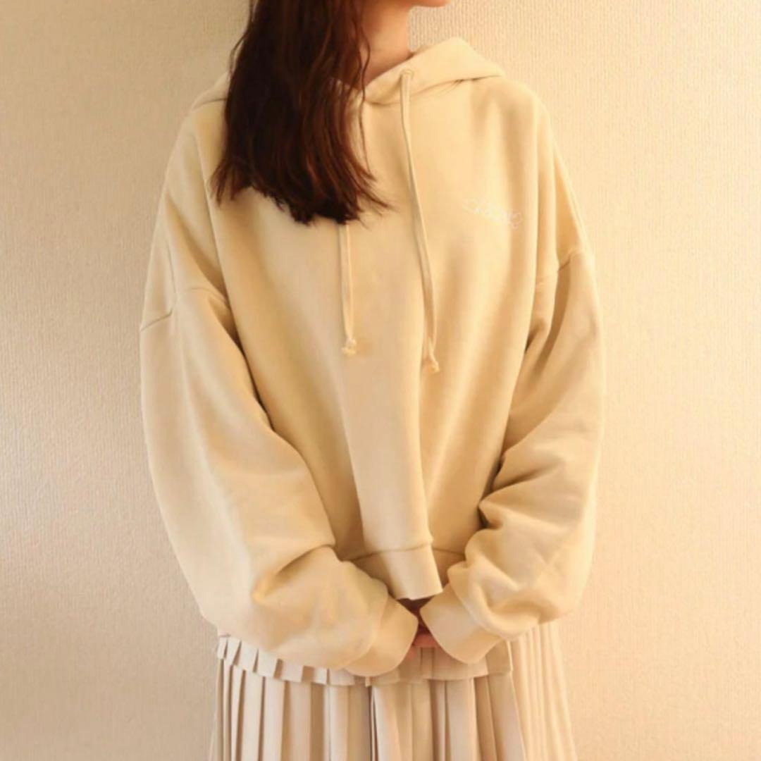 岩岡徹 COMFY フーディ　ベージュ