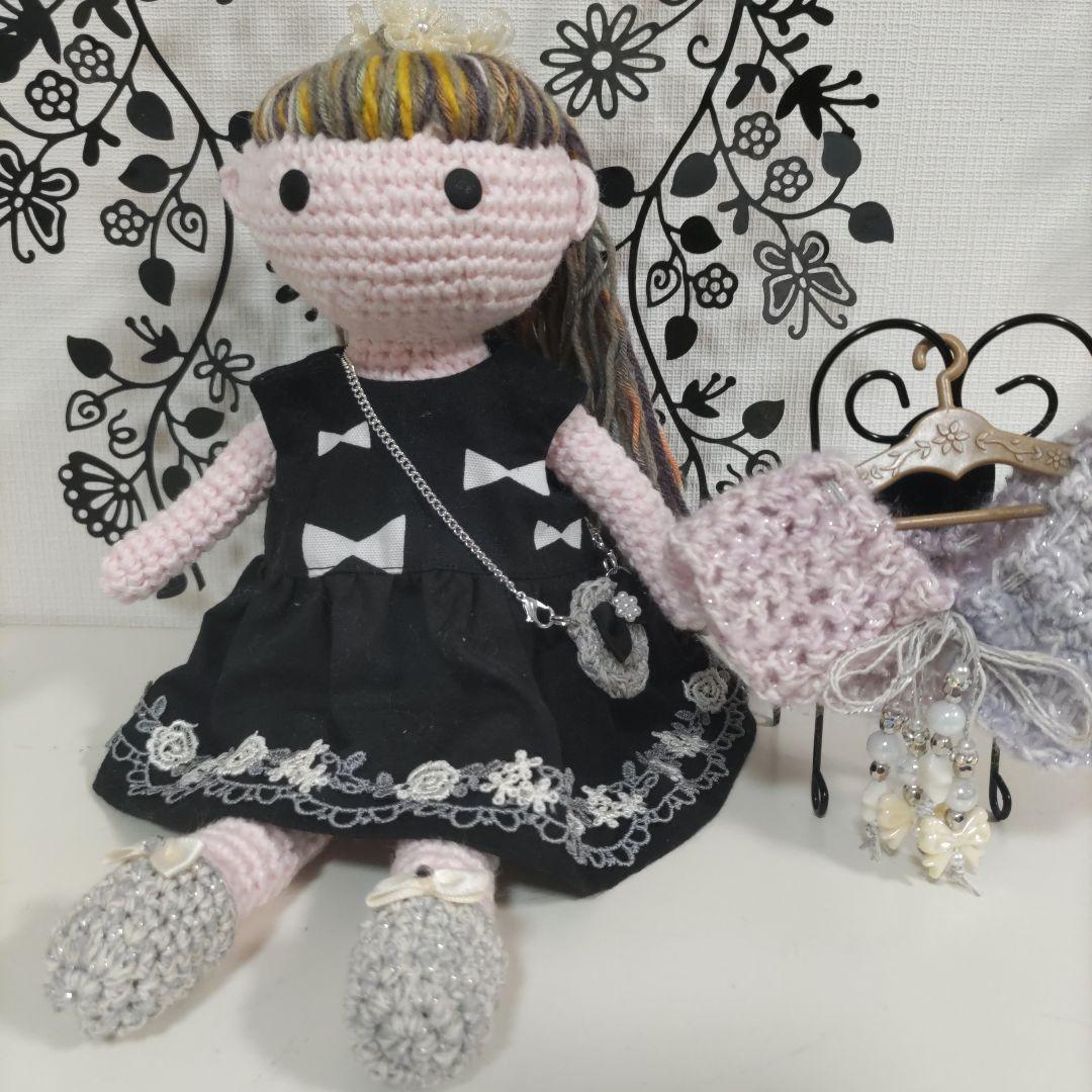 編みぐるみの女の子達（アリス、赤ずきんちゃん、ハロウィン、ポニーテール、深緑の服