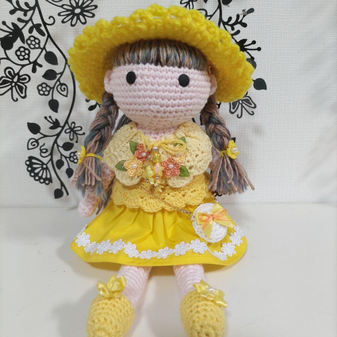 編みぐるみの女の子達（アリス、赤ずきんちゃん、ハロウィン、ポニーテール、深緑の服