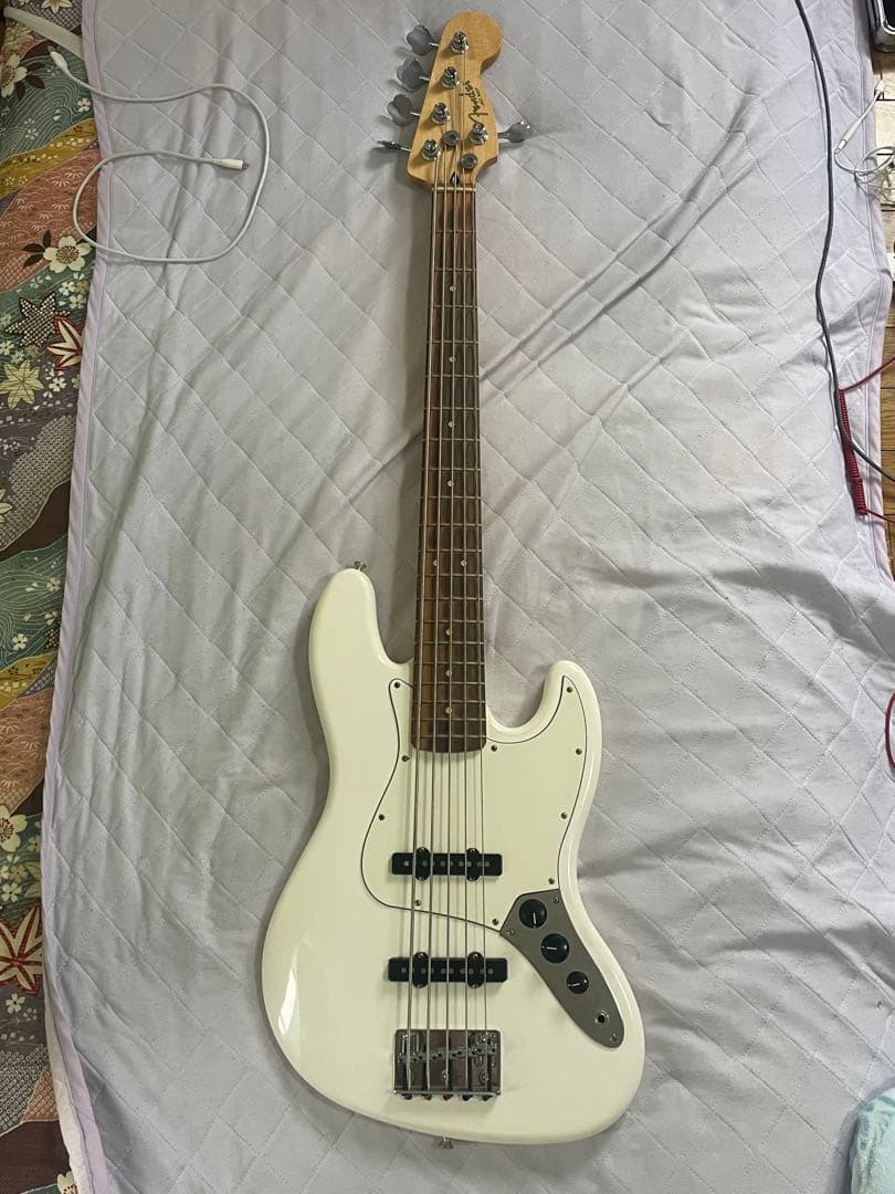 獄中出産 Fender プレイヤー 5弦ジャズベース