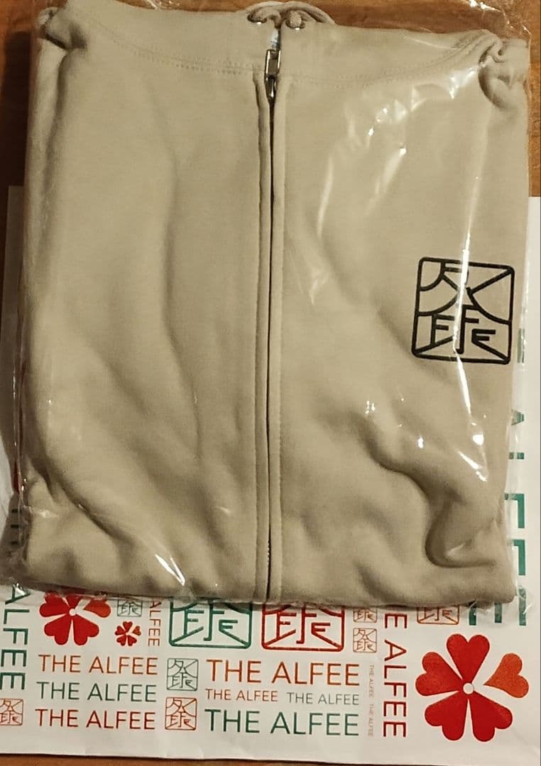 51年目の冬祭り　秩父夜祭2025 コラボパーカー　サンドベージュ　紙袋つき