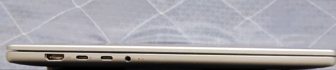 [美品]Lenovo IdeaPad Slim 5 Gen 10