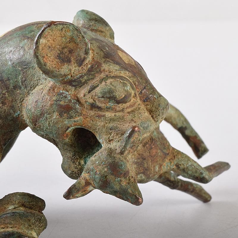 中国　古銅青銅鍍金　虎噬鹿　置物　M　R8096