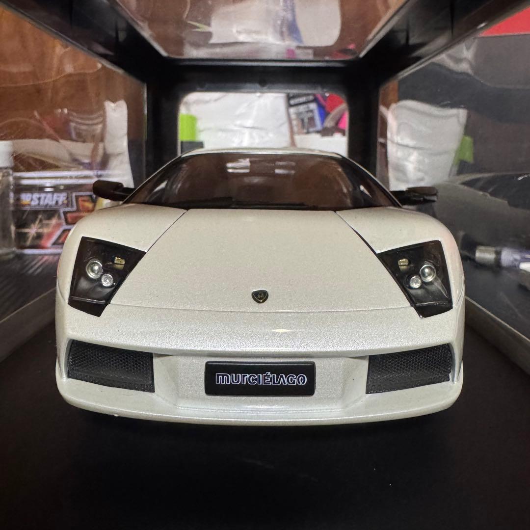 未展示品 オートアート 1/18 ランボルギーニ ムルシエラゴ 2001ホワイト