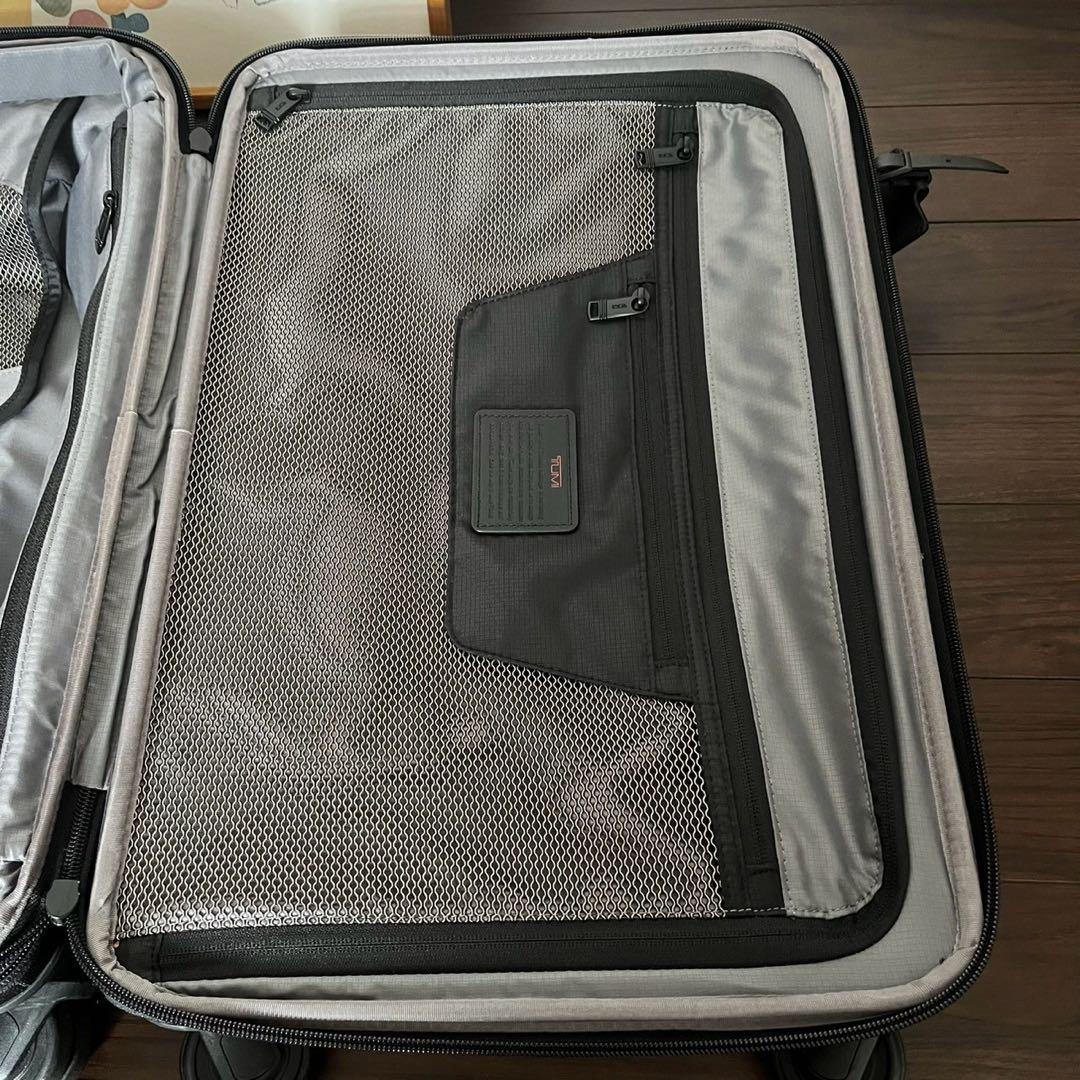 TUMI トゥミ ALPHA EXPANDABLE 4ホイール CARRY ON