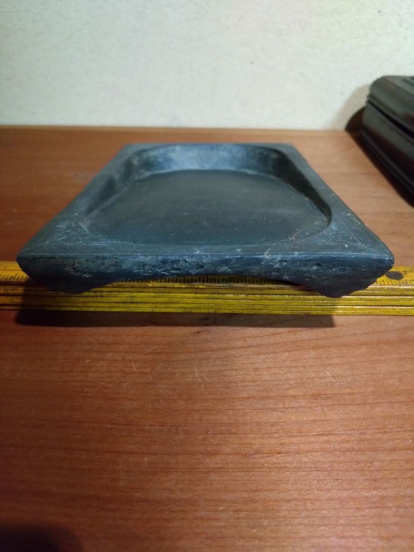 安徽省 歙県産 歙州 箕様硯 文房四宝 端渓水滴 墨床