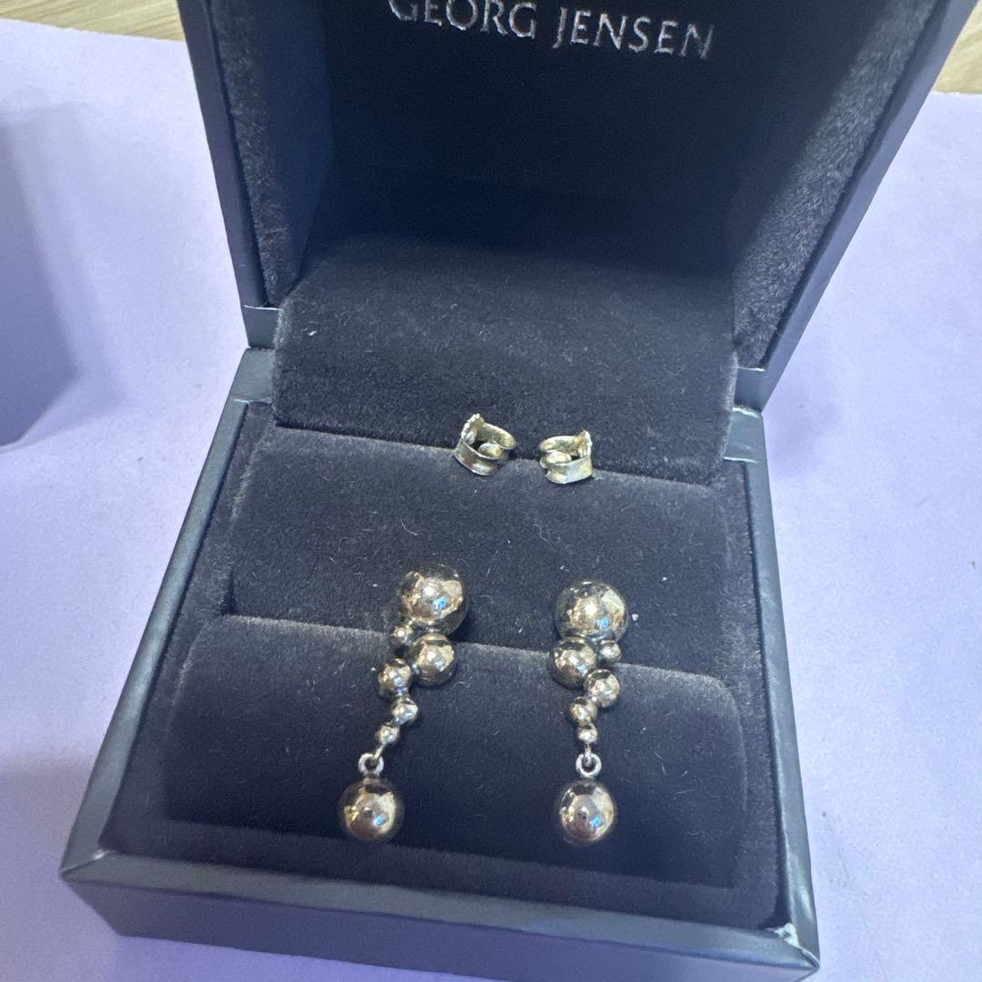   ピアス