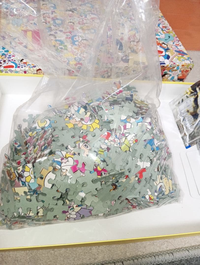 訳あり ドラえもん展 ジグソーパズル 1000P 村上隆 早いもの勝ち糊無し箱傷