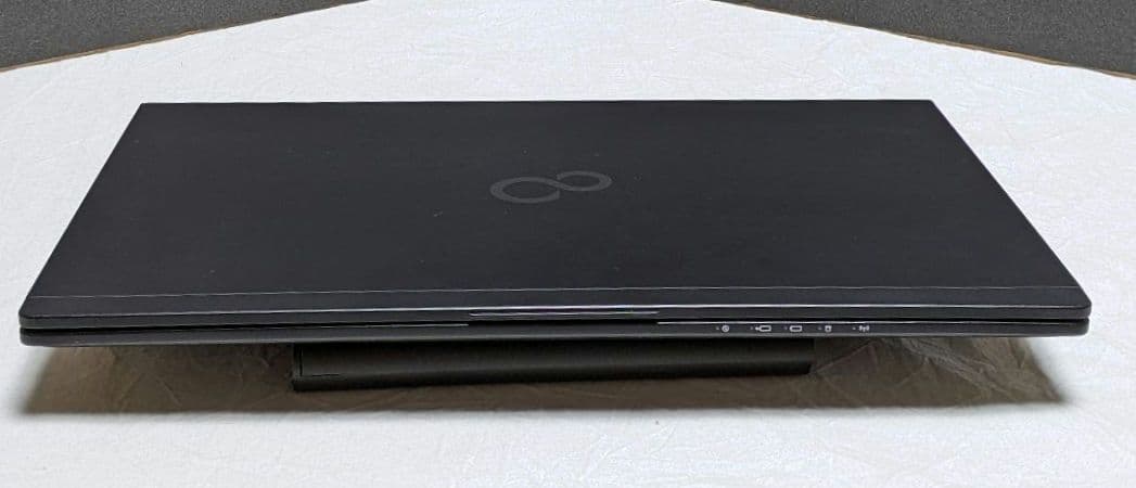 [FMV]LIFEBOOK U939 (八世 i5/8G/SSD256G)