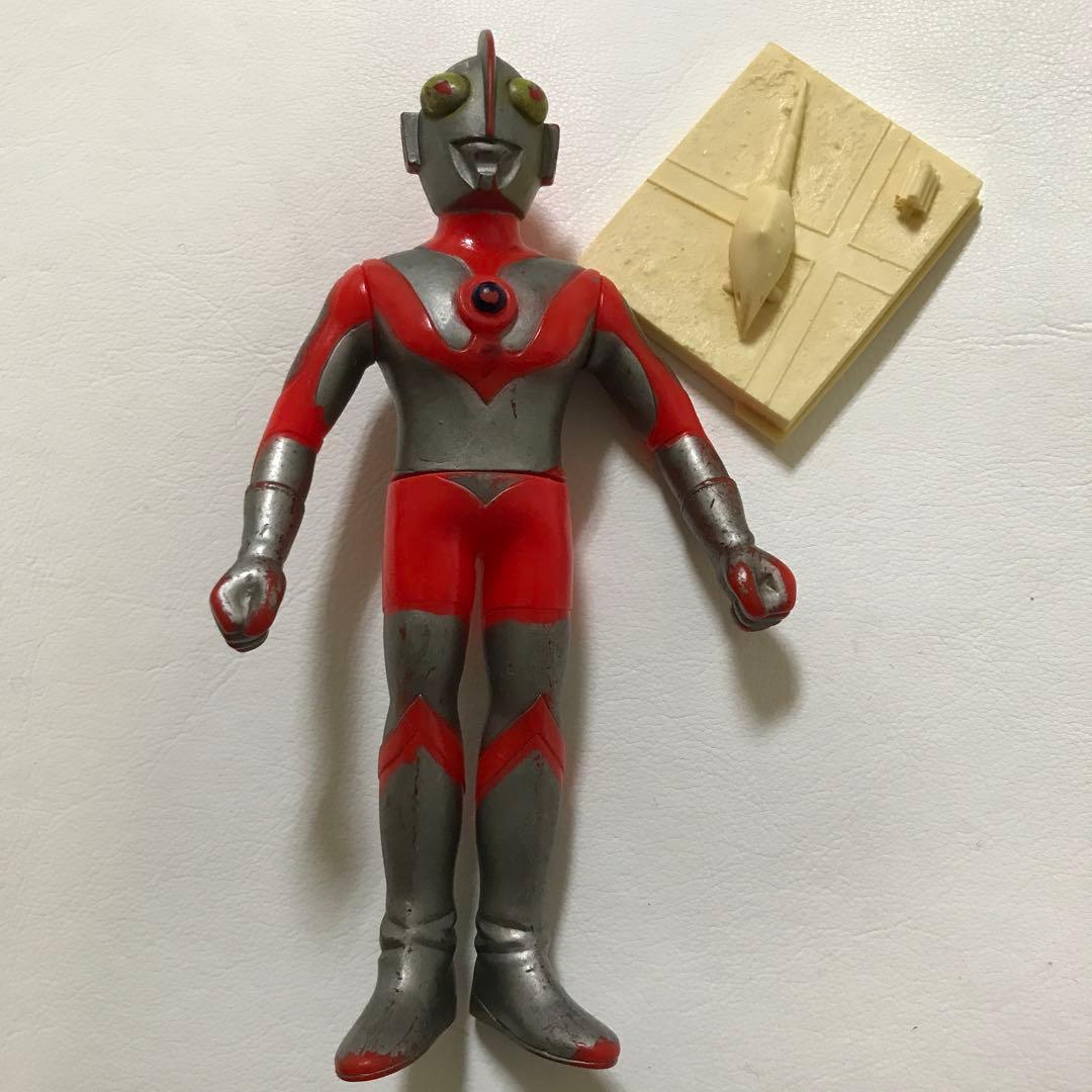 『初代マン　ガヴァドン (A)』 ポピー ソフビ 人形 怪獣 ガレージキット