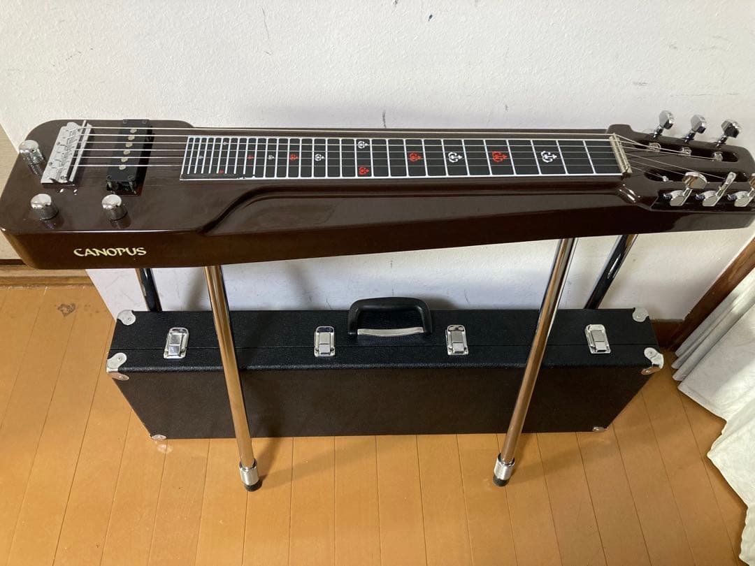 CANOPUS カノウプス6弦スチールギター　ケース、4脚付