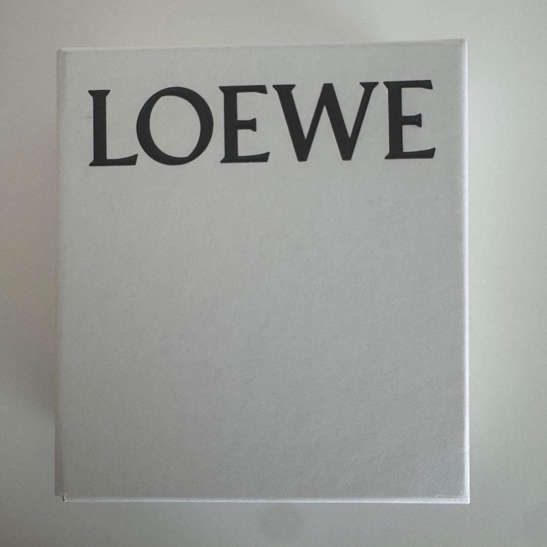 【SALE!】LOEWE エンボスロゴ レザー三つ折り財布