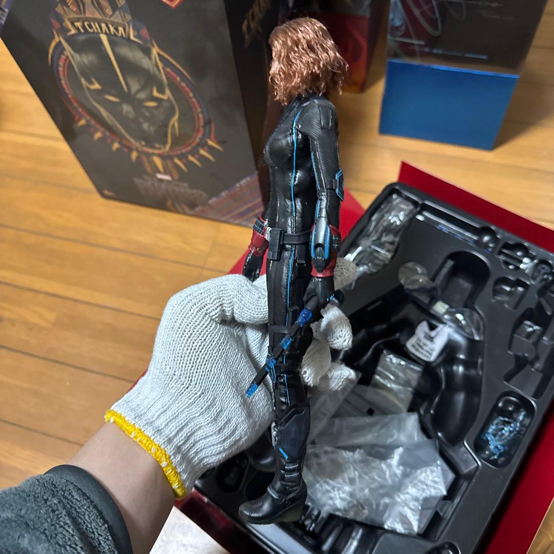 ブラックウィドウ ホットトイズ