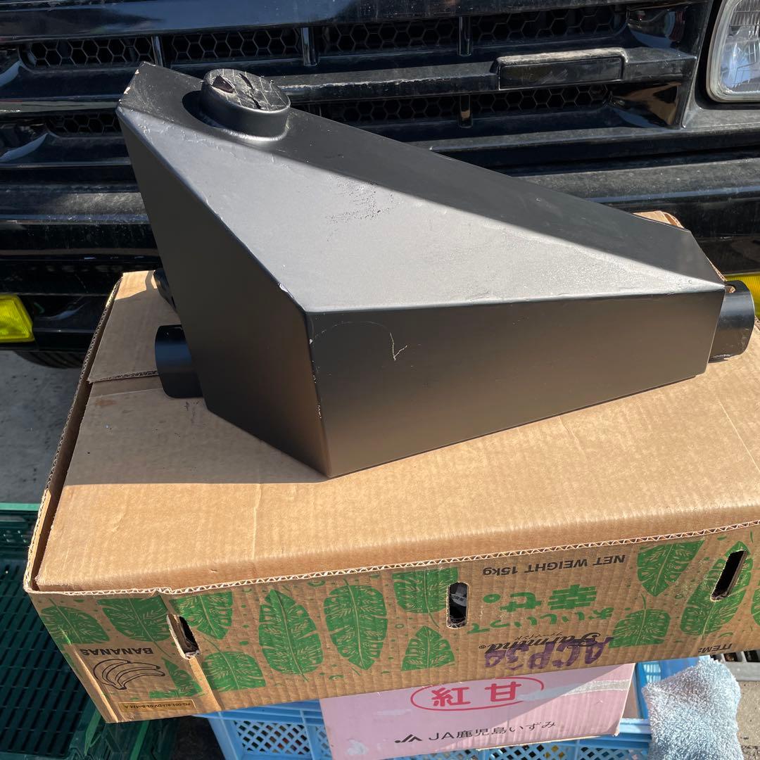 コフィンタンク　ショベル