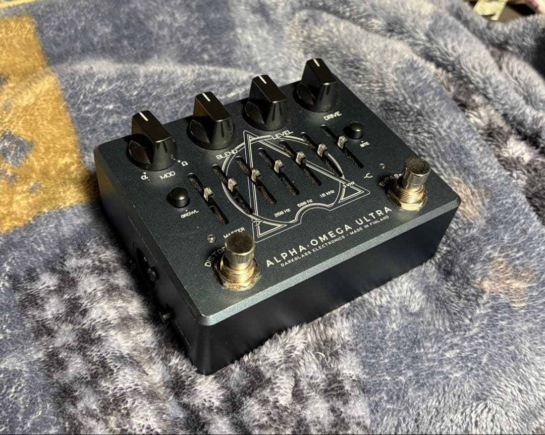 ベース darkglass alpha omega ultra v2