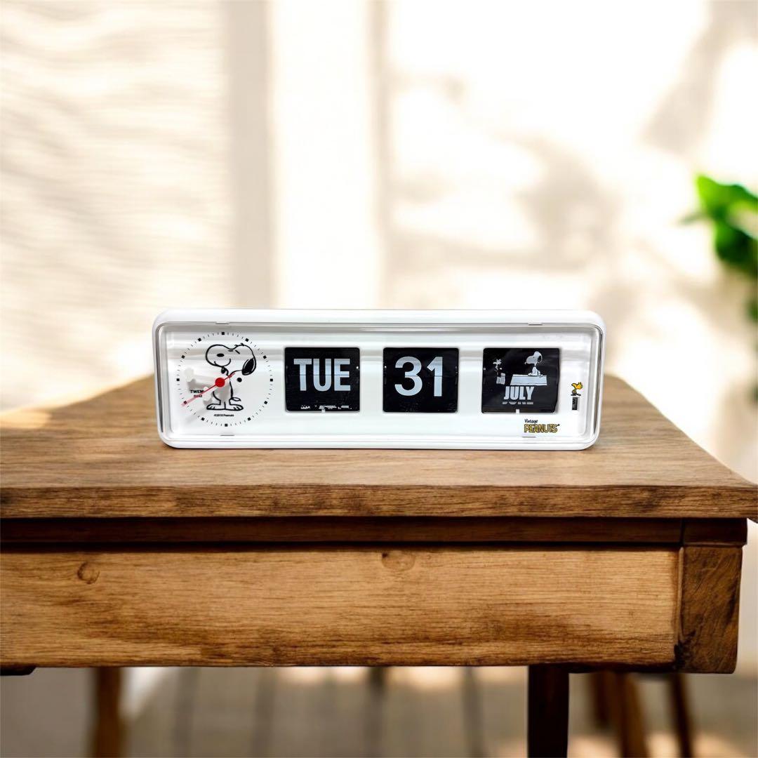 d*4様 希少★TWEMCO × PEANUTS スヌーピー パタパタ時計 BQ