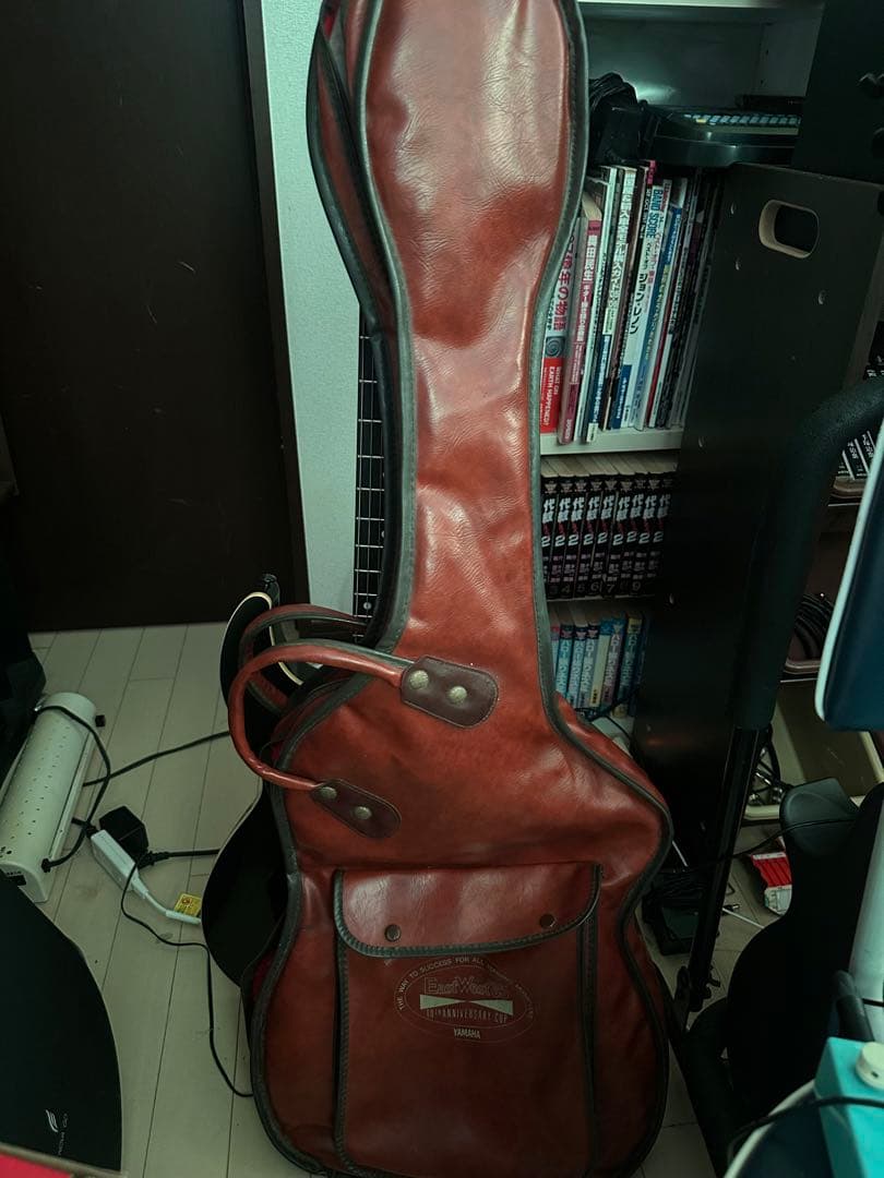 YAMAHAストラトシェイプの SE700E