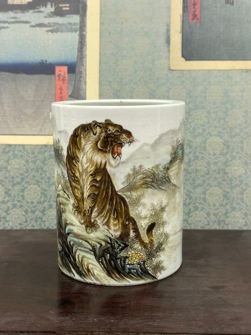 清時代置物　中国美術　古董品　時代物　筆筒焼物