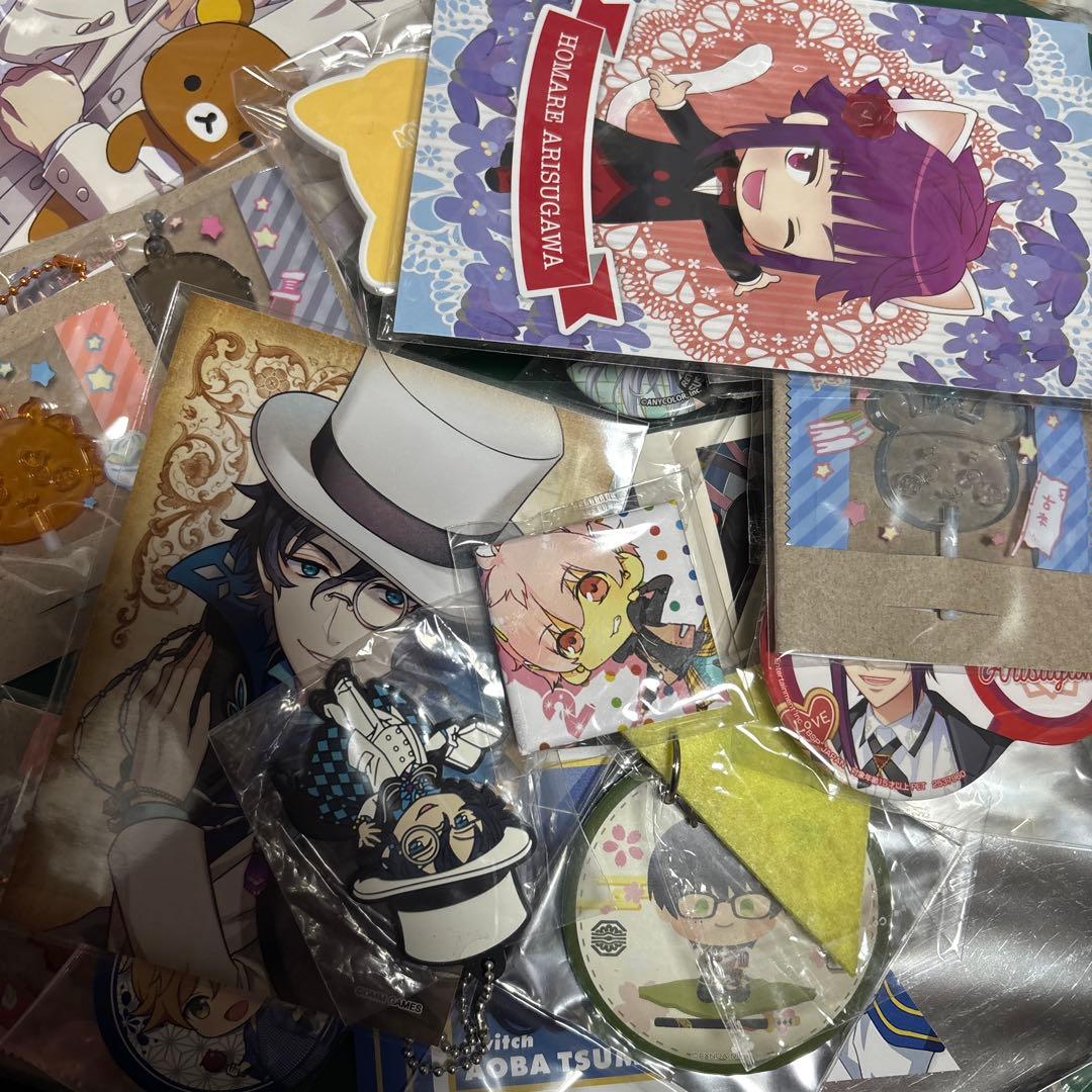 ジャンルごちゃまぜ　まとめ売り　約500点ほど　缶バッジ　鬼滅　うたプリ