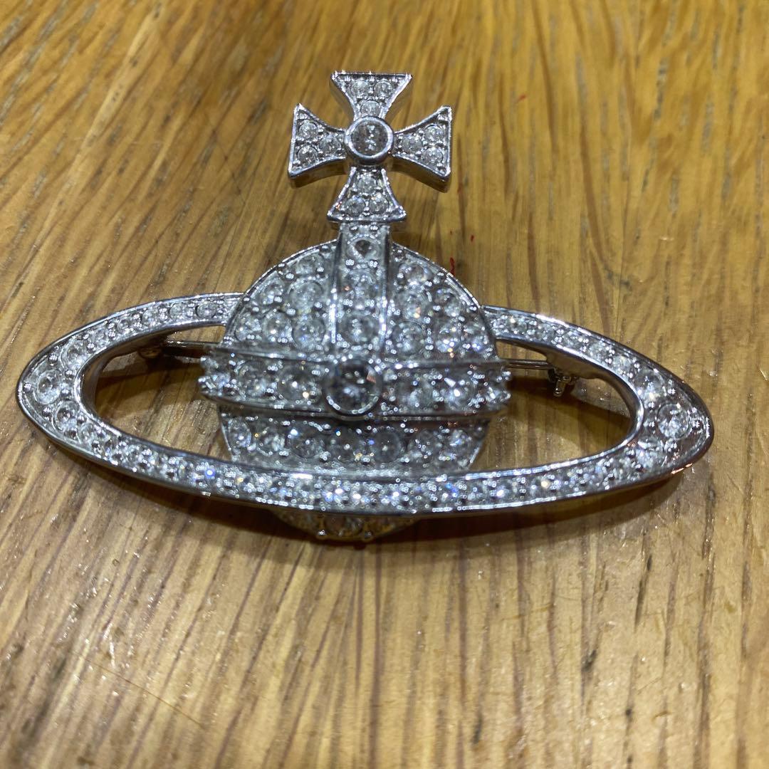 vivienne westwood ブローチ