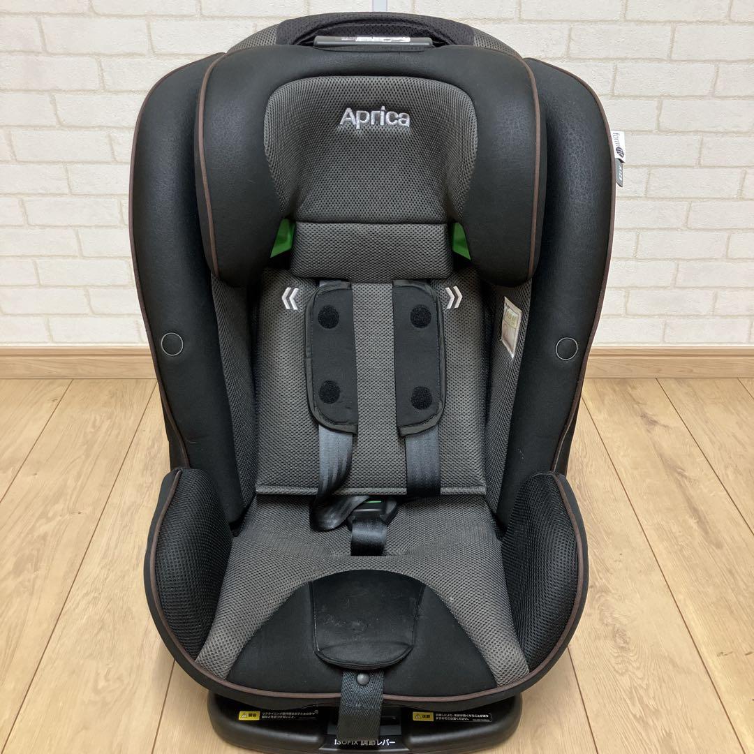 Aprica アップリカ フォームフィット　ISOFIX セーフティープラス