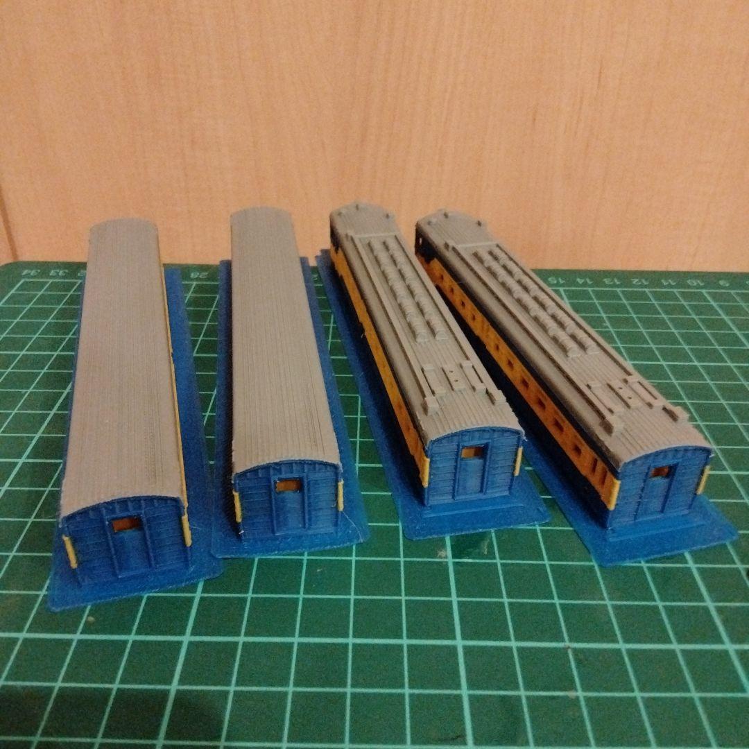 カザフスタン　ER22近郊電車　鉄道模型（Nゲージ）キット　4両セット