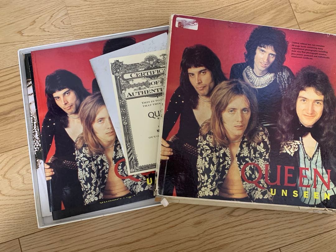 Queen Unseen クイーン　ファンクラブ限定ボックス　イギリスグッズ