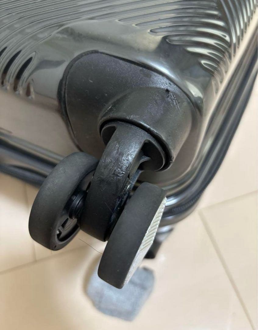 【美品】サムソナイト キャリーケース ヴォラント55 機内持込可 ブラック