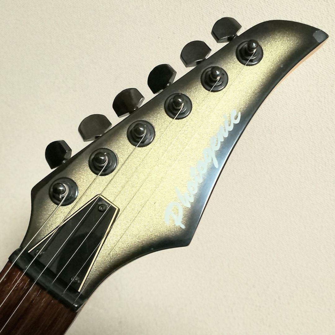 Photogenic　S-S-H仕様　トレモロユニット搭載　エレキギター