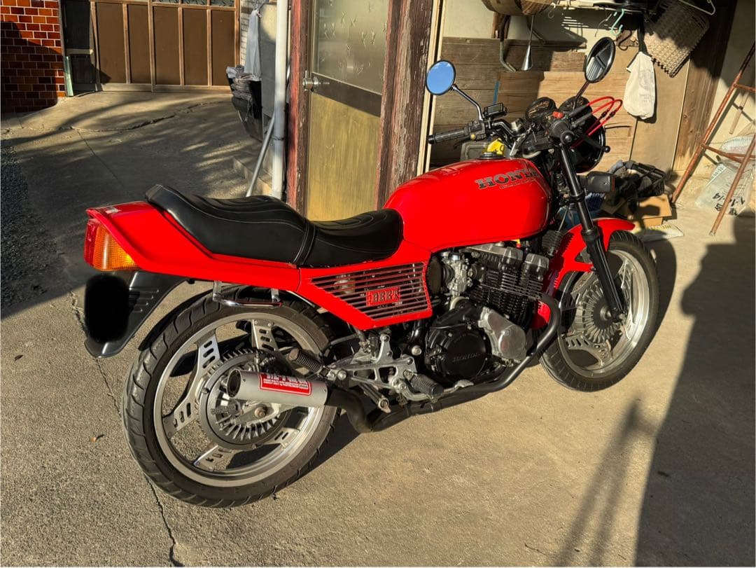 11月20日発送可能　cbx400f 外装