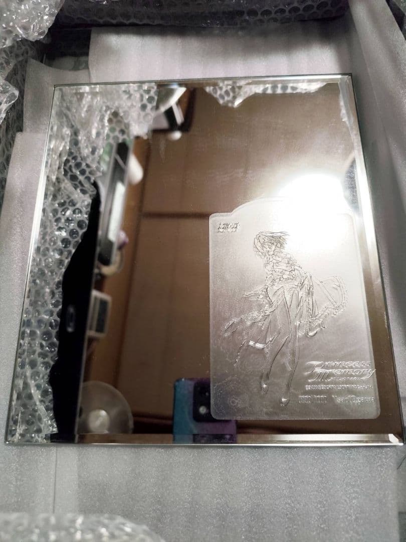 プリンセスメモリーガラス彫刻と彫刻ミラー 試作品(非売品)