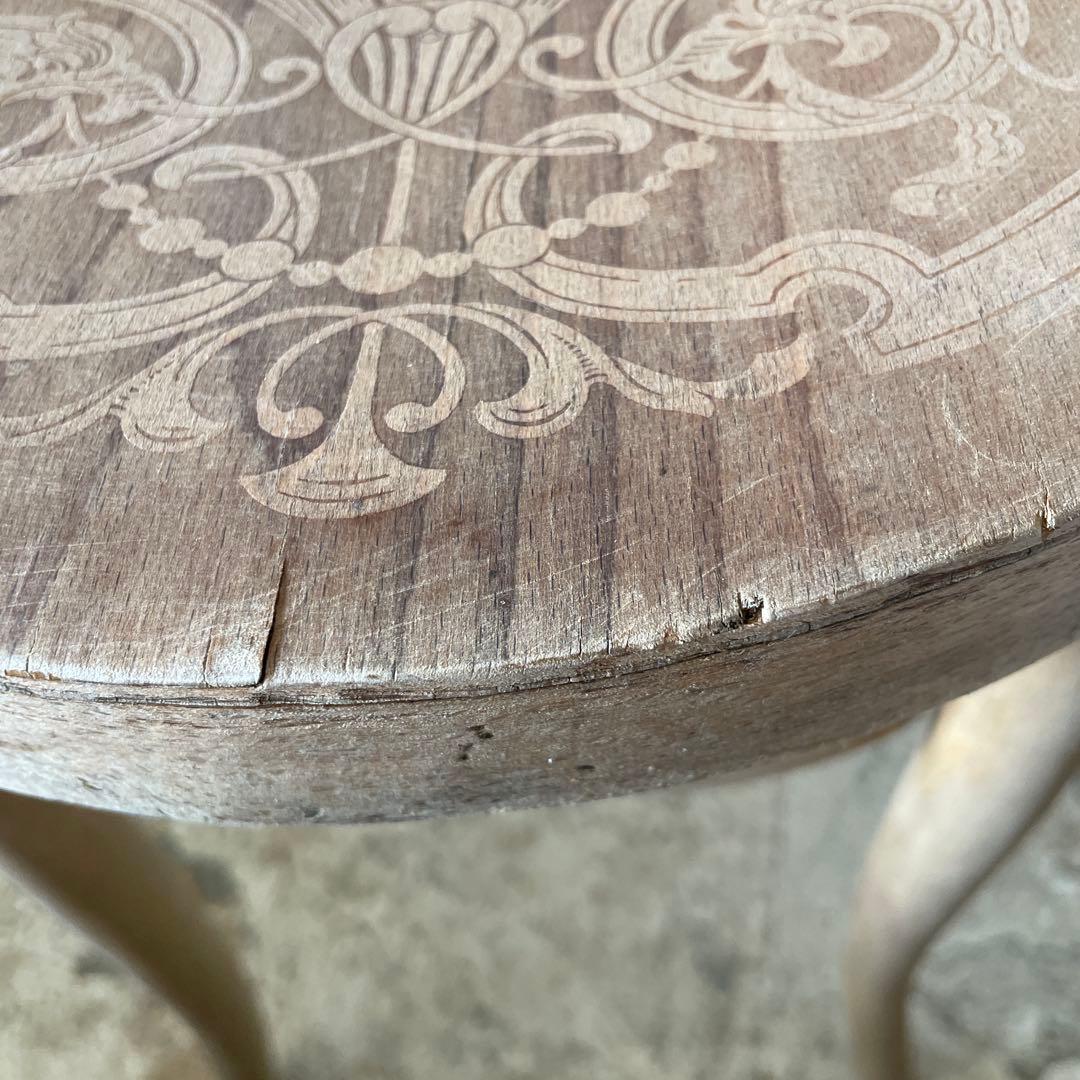 ビンテージ　　ベントウッドスツール　　剥離