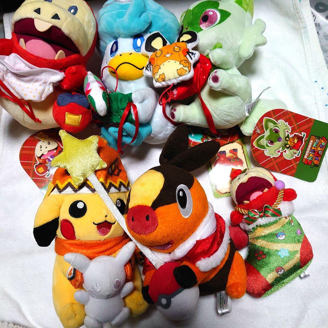 鈴*き様 ポケモン　センター　クリスマス　ポカブ　ピカチュウ　ニャオハ　ぬいぐる