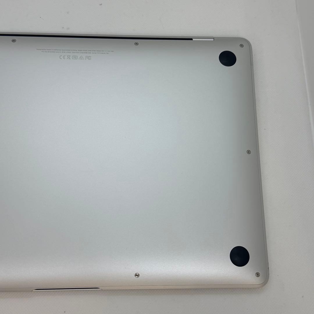 MacBook Air 2019 (A1932) 8GB/128GB シルバー