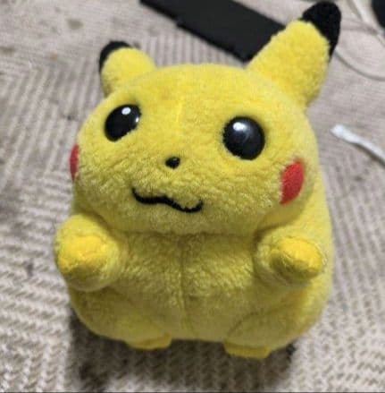 初期ピカチュウ ぬいぐるみ TOMY 小型