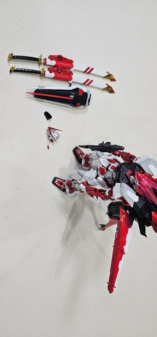 MGサイズ　アストレイレッドフレーム　フライトユニット　海外製　プラモデル
