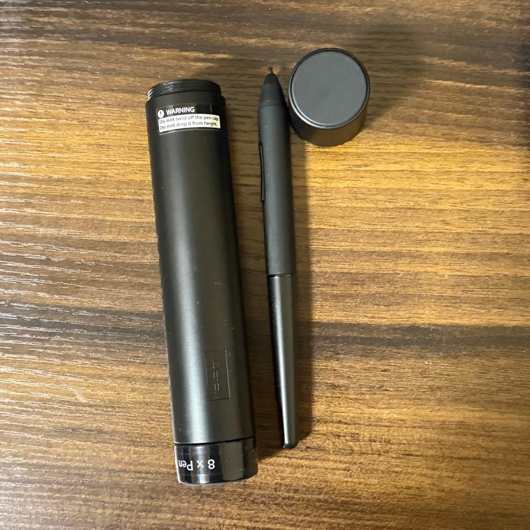 液晶ペンタブレット 21.5インチ