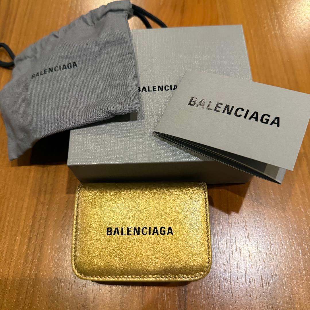 BALENCIAGA ゴールド三つ折り財布