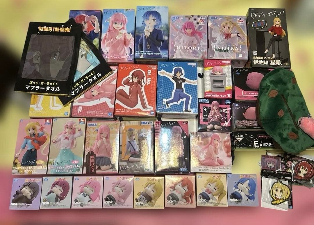 ぼっちざろっく！　フィギュア　タオル　ティシュカバー等　30点以上