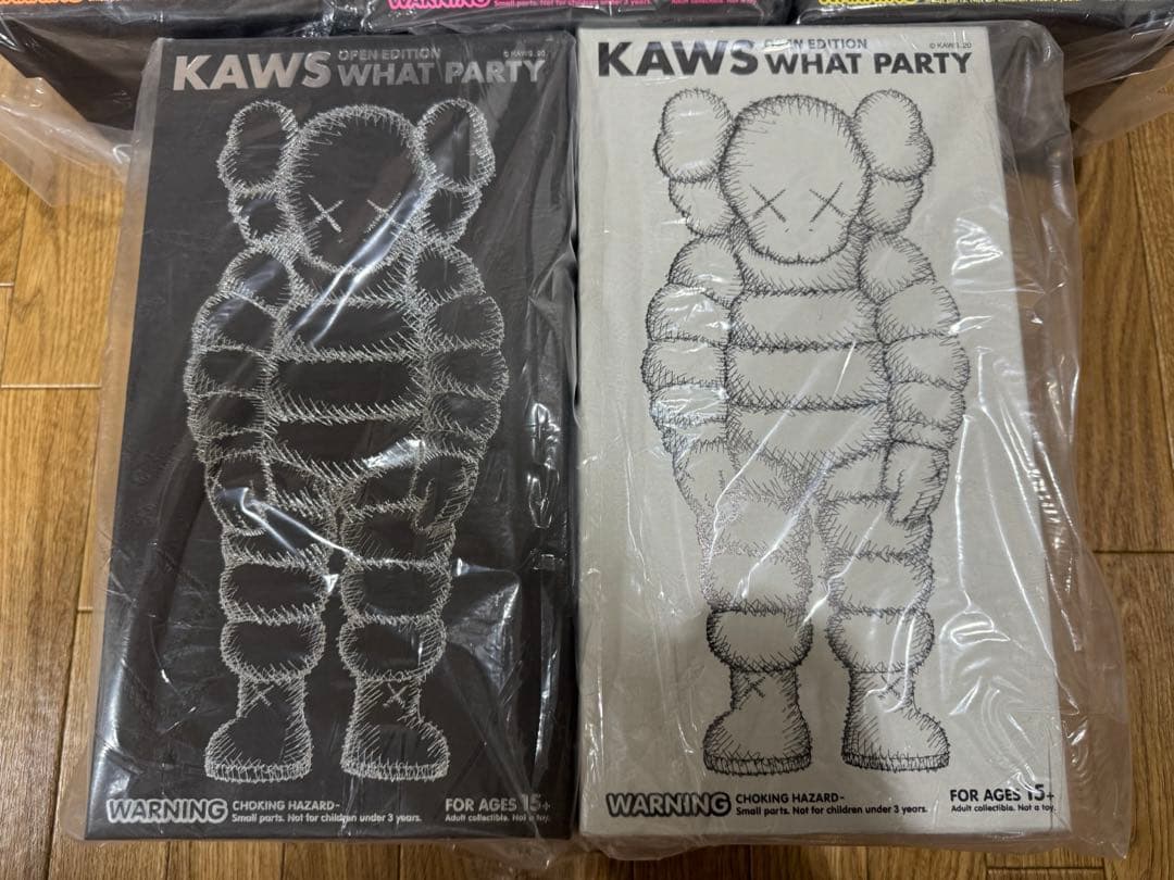 新品未開封 kaws what party figure 5体セット
