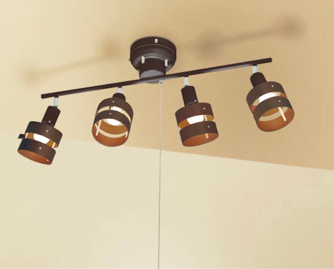 ニトリ　シーリングライト Nウッドリング(P-4DBR)