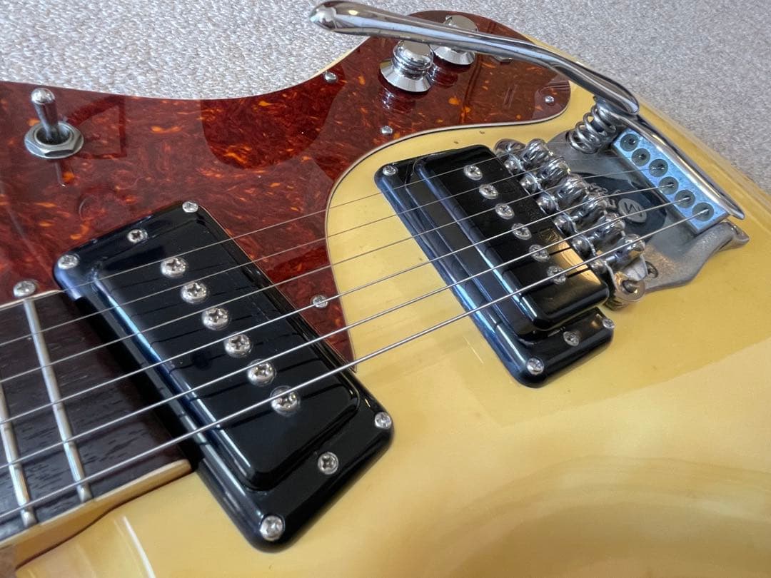 ■モズライト ベンチャーズモデル！訳アリ特価！国産黒雲製 演奏動画あり！