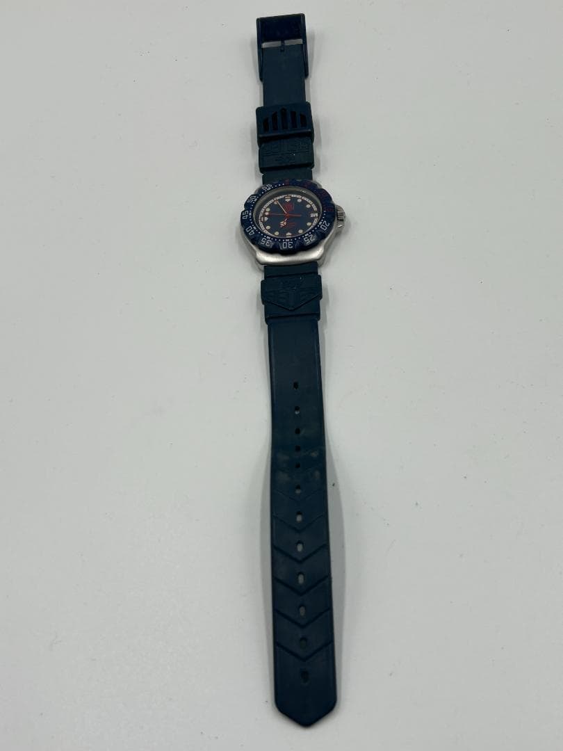 TAG Heuer 2000シリーズ プロフェッショナル ダイバーズウォッチ