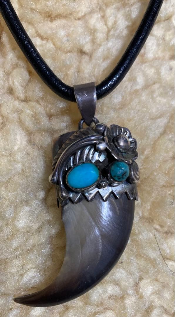 トルコ石付きシルバー925 ペンダント　インディアンジュエリー