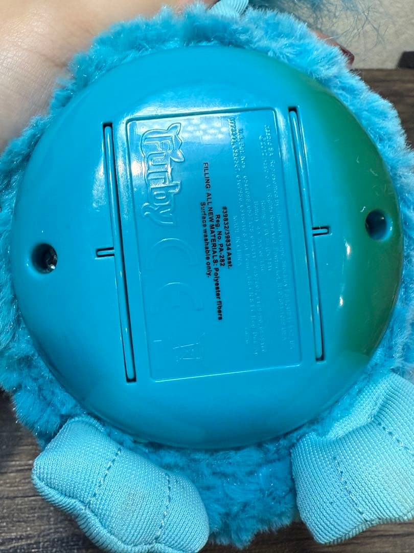 【未使用品】希少Furby ファービー(ソーダブルー) ぬいぐるみ　タカラトミー