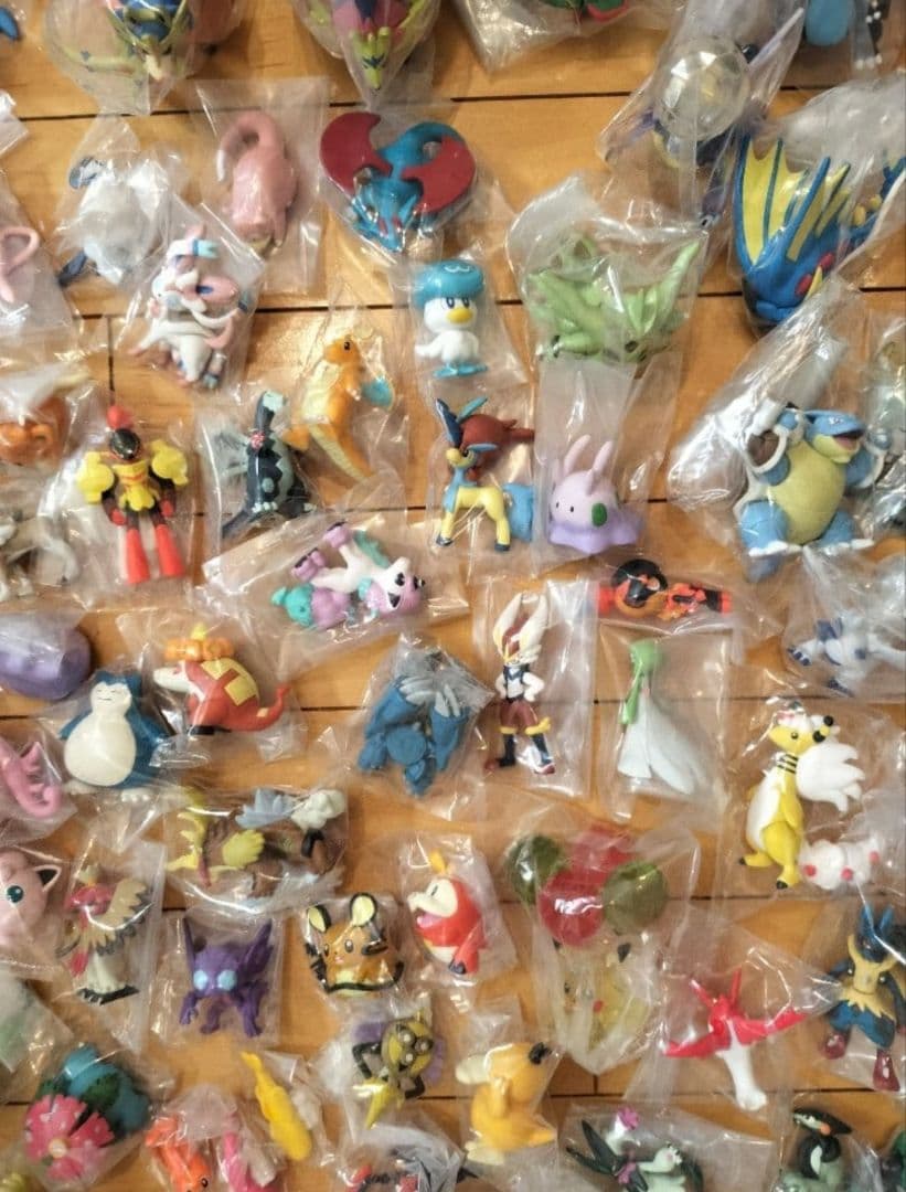 ポケットモンスター　モンコレ　148体　大量まとめ売り！