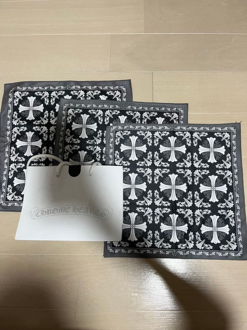 クロムハーツバンダナ 3枚セット 黒地 白十字架