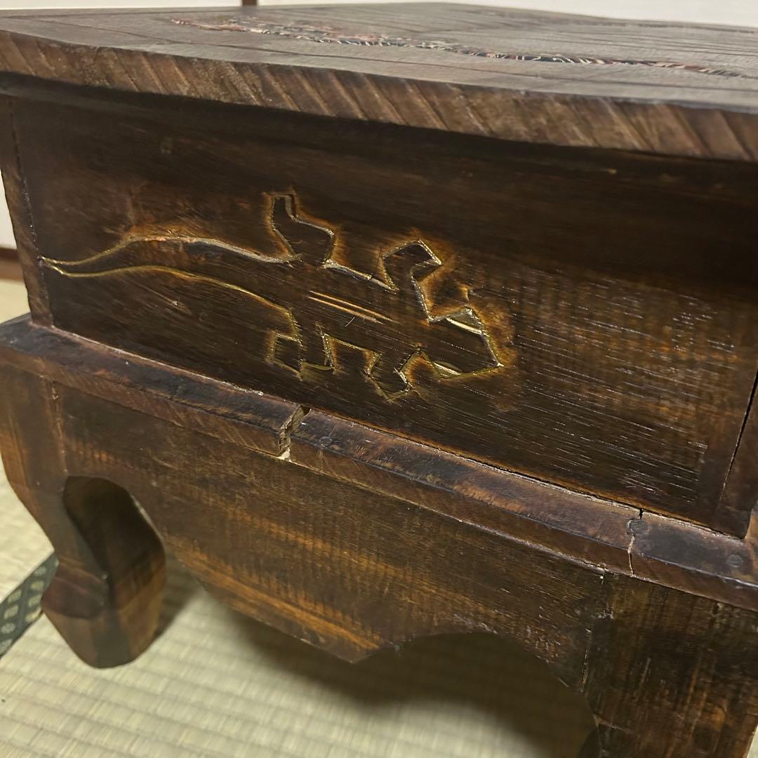 ヴィンテージ家具　トカゲ柄　極希少コラージュ　レトロ　アジアン家具　立体レリーフ