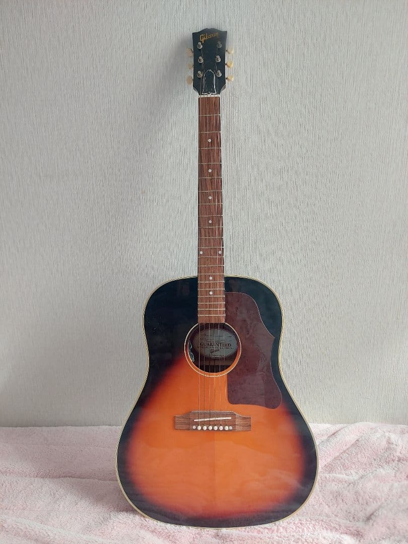 エレアコギター サンバーストGibsonj45タイプ